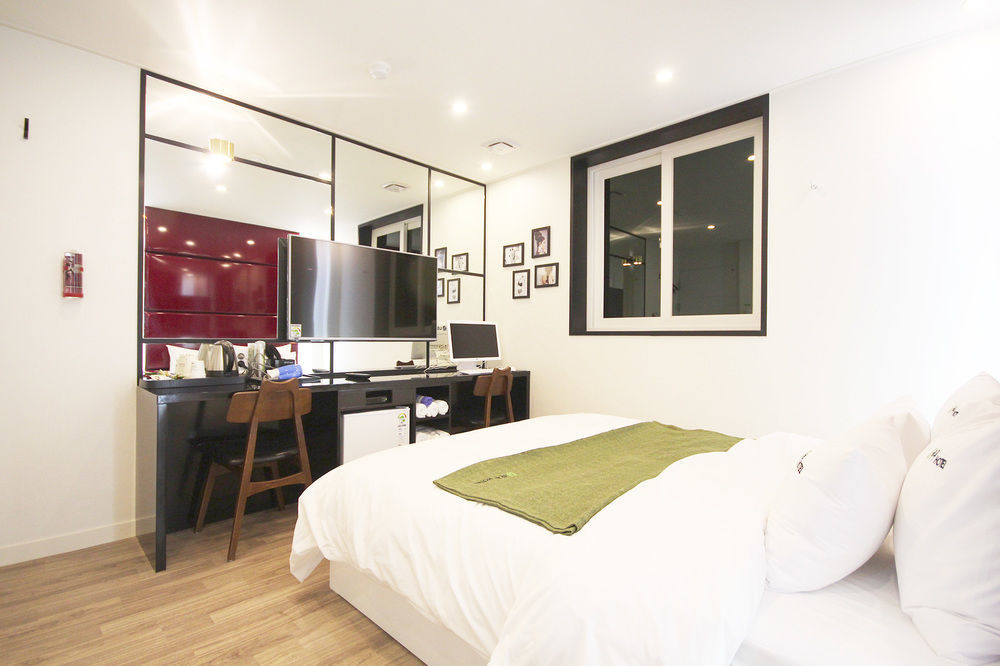 Haru Hotel Gimhae Bagian luar foto