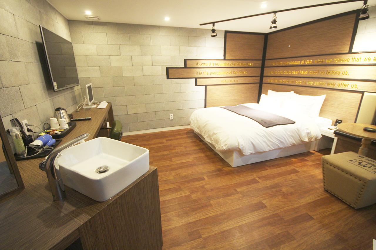 Haru Hotel Gimhae Bagian luar foto