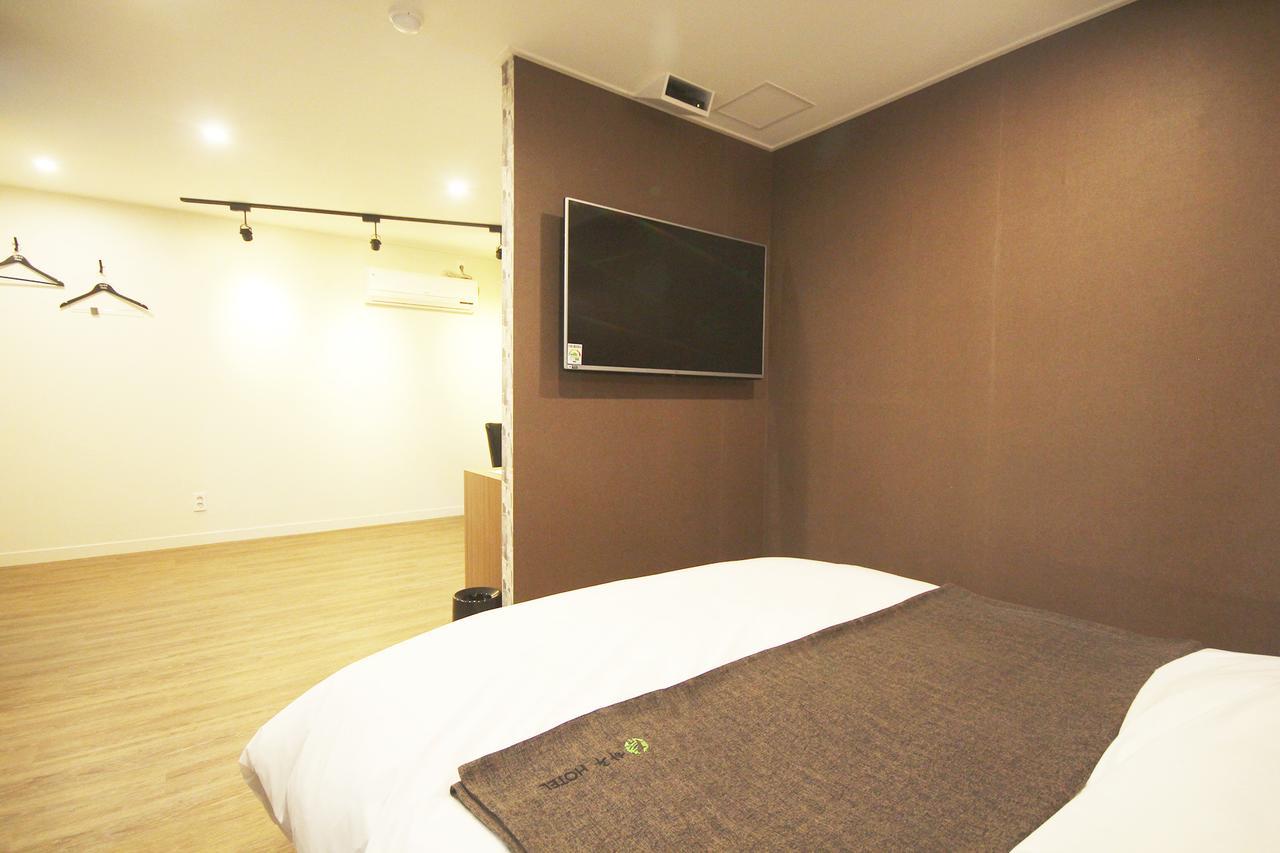 Haru Hotel Gimhae Bagian luar foto