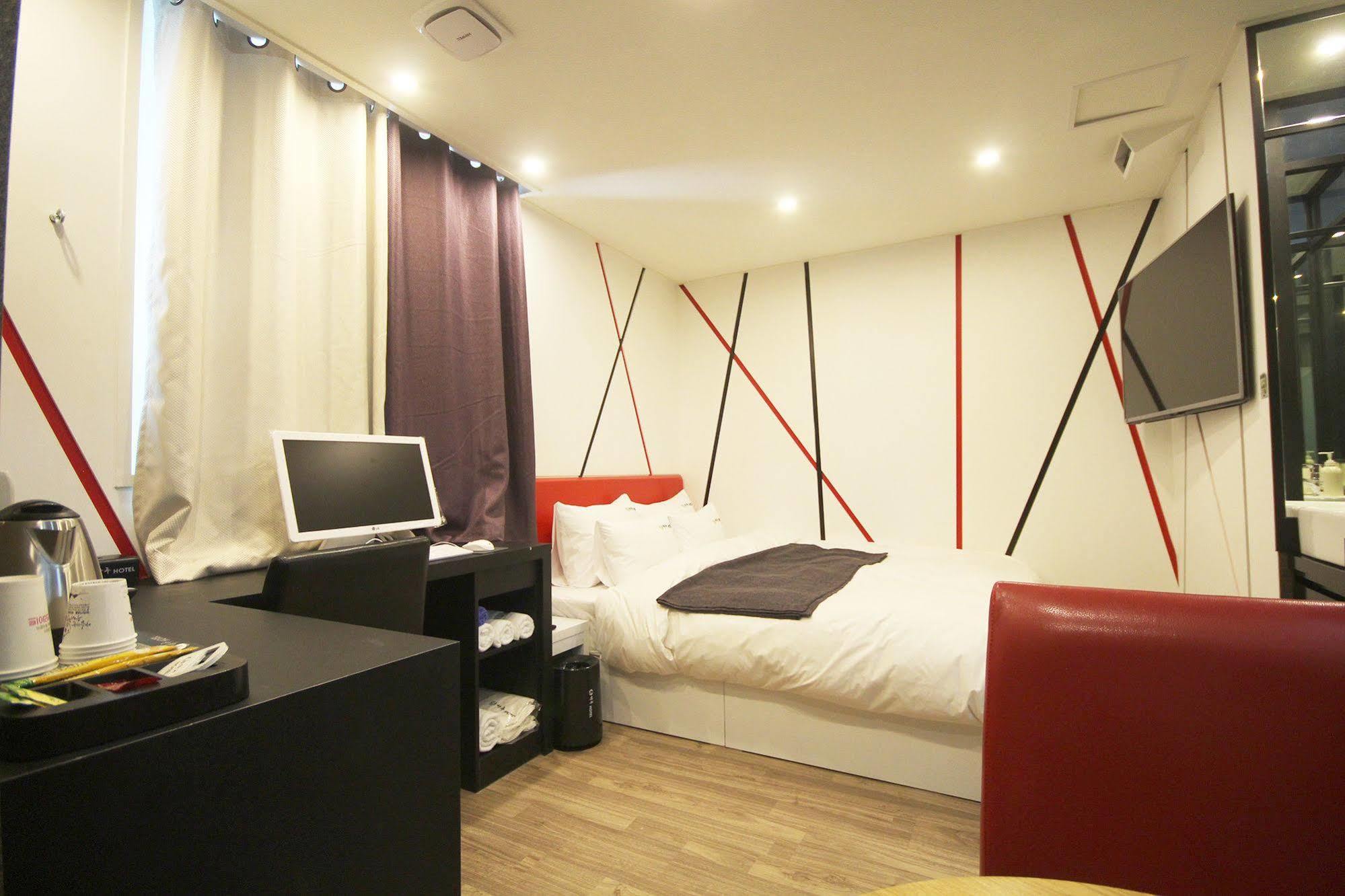 Haru Hotel Gimhae Bagian luar foto